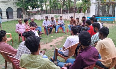 इक़बाल और नदवी छात्रावास के छात्रों को जानबूझकर निशाना बना रहा प्रशासन
