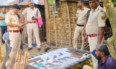 पूर्णिया में बिहार और बंगाल एसटीएफ की बड़ी कार्रवाई, पत्तल फैक्ट्री की आड़ में चल रही अवैध मिनी गन फैक्ट्री का खुलासा, चार गिरफ्तार