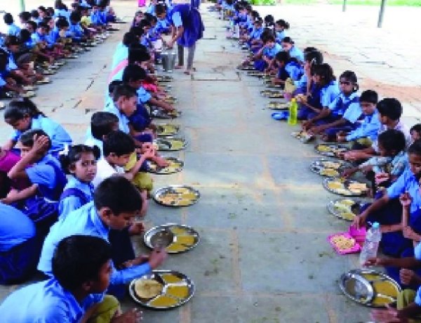 महिषी के स्कूलों में जहरीला भोजन खिलाए जाने की घटना बेहद शर्मनाक और आपराधिक : माले