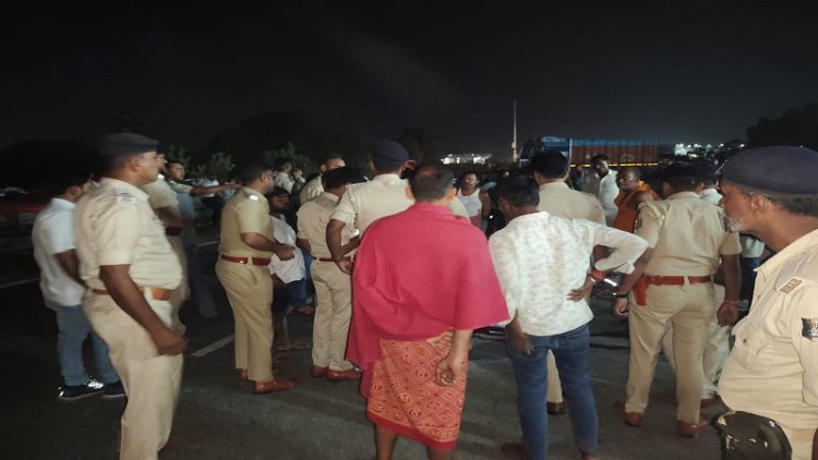पैदल जा रहे युवक को ट्रक में कुचला मौके से ट्रक चालक वाहन छोड़कर फरार