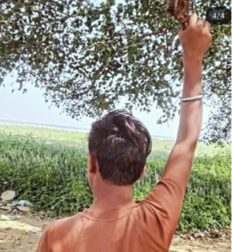 सोशल मीडिया पर हथियार लहराना पड़ा महंगा, पटना पुलिस ने दो युवकों को किया गिरफ्तार, सिटी एसपी ने की ये अपील