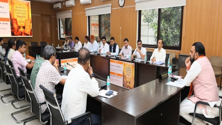 मत्स्य का उत्पादन 9 लाख मीट्रिक टन प्रतिवर्ष से बढ़ाकर 25 लाख मीट्रिक टन प्रतिवर्ष करने का लक्ष्य