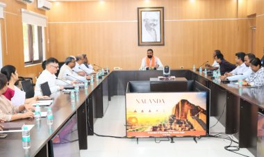 मुख्यमंत्री ने किसान जागरूकता वाहनों को हरी झंडी दिखाकर शारदीय (खरीफ) महाभियान-2026 का किया शुभारंभ।