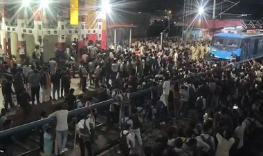 मध्य निषेद परीक्षा में ट्रैन न मिलने पर छात्रों ने मचाया तोड़ फोड़
