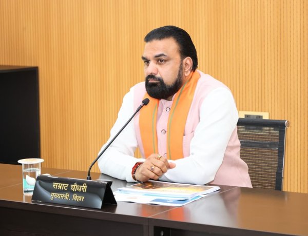 गयाजी, राजगीर और नालन्दा में पर्यटकों को अंतर्राष्ट्रीय स्तर की सुविधाएं उपलब्ध कराने का मुख्यमंत्री ने दिया निर्देश