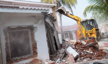 अधिकारियों ने MLA हाउस प्रोजेक्ट के लिए गिराए 40 घर