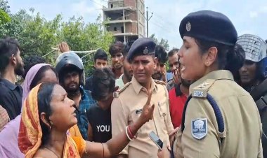 Bhagalpur News: बाइपास पर हाइवा और अज्ञात वाहन की टक्कर से दो मौतें, सड़क जाम