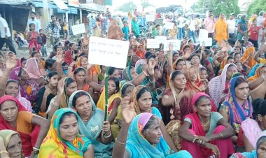 भागलपुर: फोरलेन पर डाइवर्स की मांग को लेकर ग्रामीणों का अनिश्चितकालीन धरना, NH-80 घंटों जाम