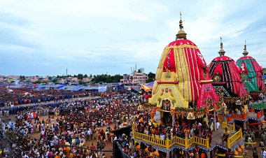 जय जगन्नाथ! पुरी में उमड़ा आस्था का महासैलाब; जानिए महाप्रभु के रथ 'नंदिघोष' और 15 दिन बीमार रहने की अनोखी परंपरा
