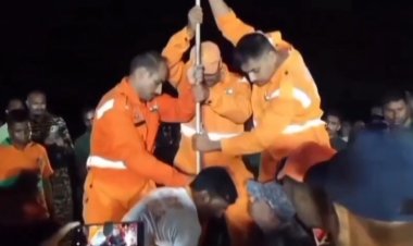 30 फीट गहरे बोरवेल से 7 घंटे बाद सकुशल निकला 3 वर्षीय पीयूष...