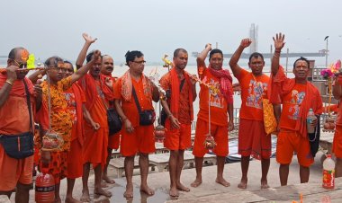 अजगैबीनाथ धाम में नेपाल-बंगाल के कांवरियों की भारी भीड़, अधूरे इंतजामों को लेकर फूटा गुस्सा