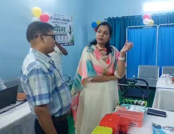 डीएम वर्षा सिंह की पहल: समाहरणालय में खुला बिहार का पहला 'शहरी आयुष्मान आरोग्य मंदिर'