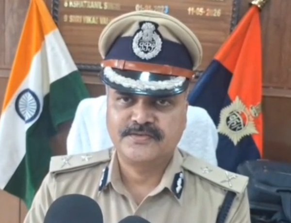 बाल सुधार गृह या 'नशे का अड्डा'? टीवी चलाकर झूमते दिखे किशोर, वीडियो वायरल
