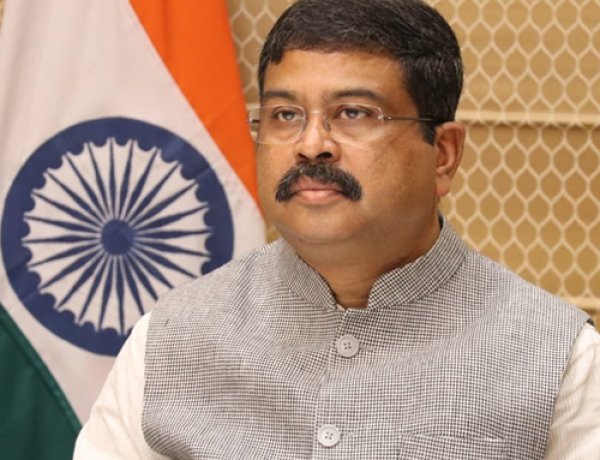 शिक्षा मंत्री धर्मेंद्र प्रधान का इस्तीफा! NEET पेपर लीक विवाद पर जंतर-मंतर के प्रदर्शन का बड़ा असर