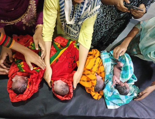 कुदरत का करिश्मा! किशनगंज में महिला ने एक साथ इतने बच्चों को दिया जन्म लोग हैरान...
