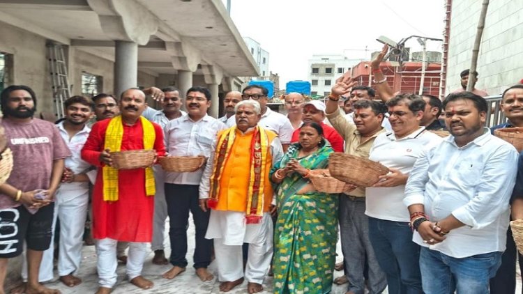 तारापीठ में मां तारा के दर्शन-पूजन कर डॉ. प्रेम कुमार ने राज्य एवं देशवासियों के सुख-समृद्धि की कामना की