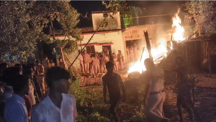 सुपौल में हैवानियत: 7 साल की बच्ची को कुदाल से काटा, आक्रोशित भीड़ ने फूंका आरोपी का घर!