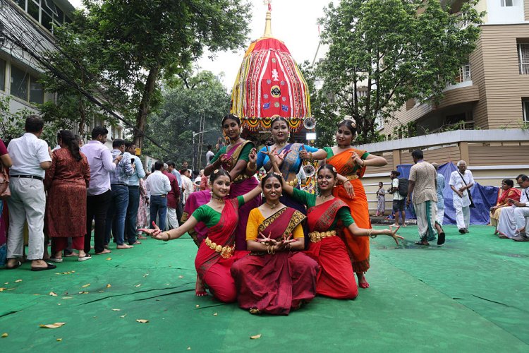 जय जगन्नाथ! पुरी में उमड़ा आस्था का महासैलाब; जानिए महाप्रभु के रथ 'नंदिघोष' और 15 दिन बीमार रहने की अनोखी परंपरा