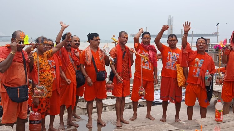 अजगैबीनाथ धाम में नेपाल-बंगाल के कांवरियों की भारी भीड़, अधूरे इंतजामों को लेकर फूटा गुस्सा