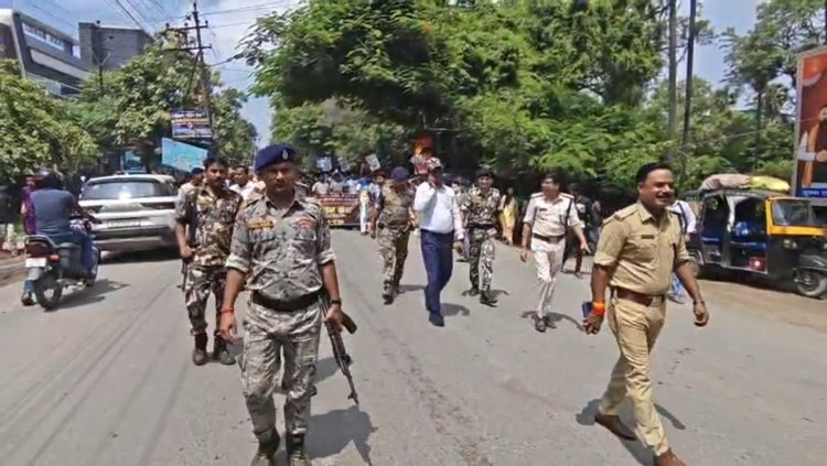 गया जी में 'बिहार बंद' का असर! सड़कों पर उतरे छात्र, केंद्रीय शिक्षा मंत्री के इस्तीफे की उठी मांग