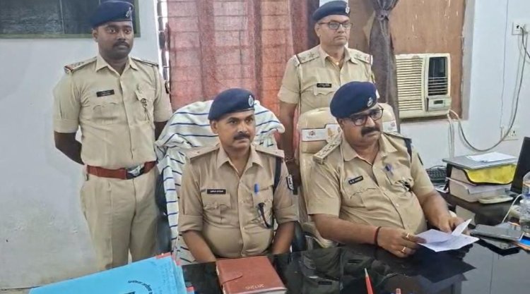 अवैध हथियार के साथ कुख्यात अपराधी गिरफ्तार, चचेरे भाई समेत दो दबोचे गए
