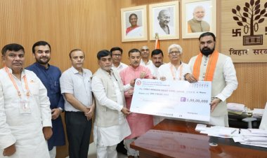 मंत्री राम कृपाल यादव ने दिया अपने एक माह का वेतन, सहकारिता क्षेत्र की संस्थाओं ने 3 करोड़ रुपये की दी सहायता राशि