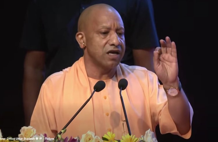 सीएम योगी ने साढ़े तीन लाख आउटसोर्स कर्मचारियों को दी बड़ी सौगात... सैलरी में सात हजार रुपये तक की बढ़ोतरी